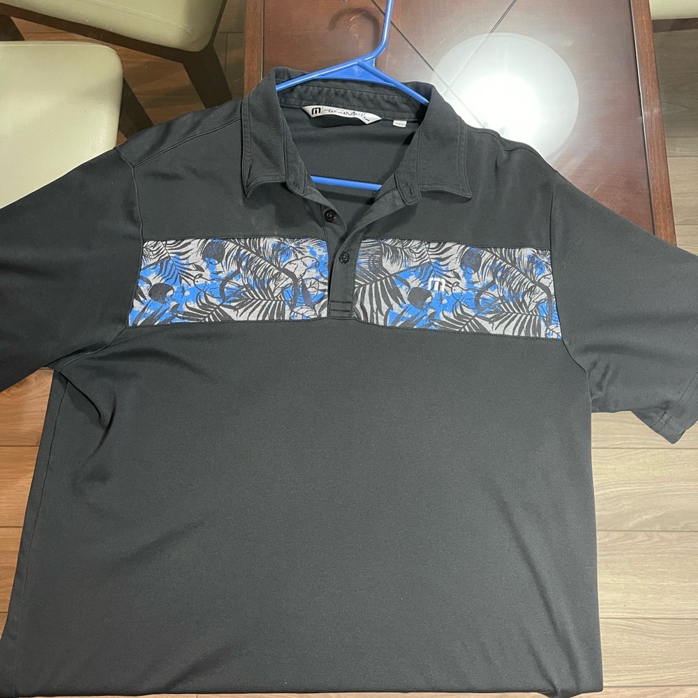 Travis Mathew large summer time polo